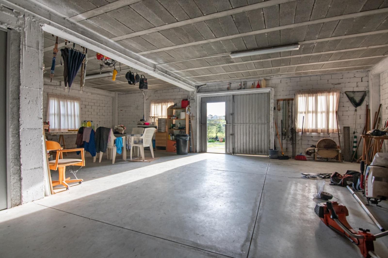 4 sypialnia Willa na sprzedaż w Coiros z garażem - 180 000 € (Ref: 9185802)