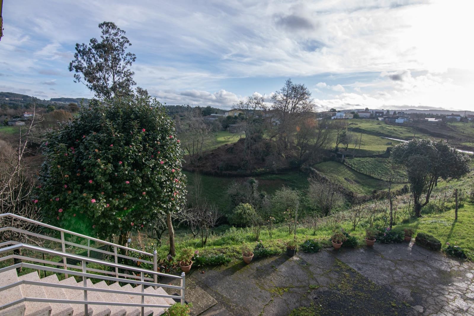 4 sypialnia Willa na sprzedaż w Coiros z garażem - 180 000 € (Ref: 9185802)