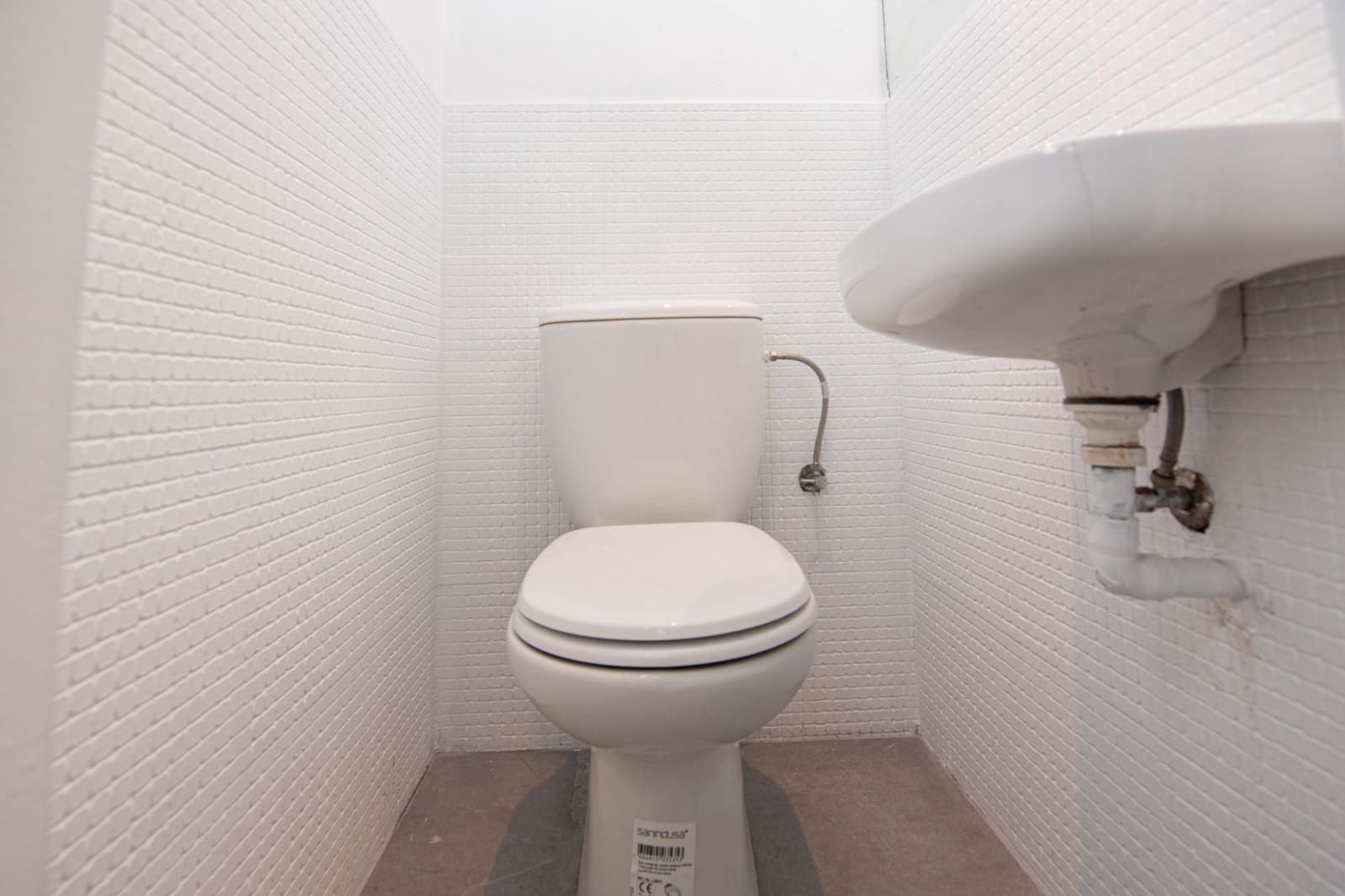 Erhverv til leje i A Coruna by - € 700 (Ref: 9185803)