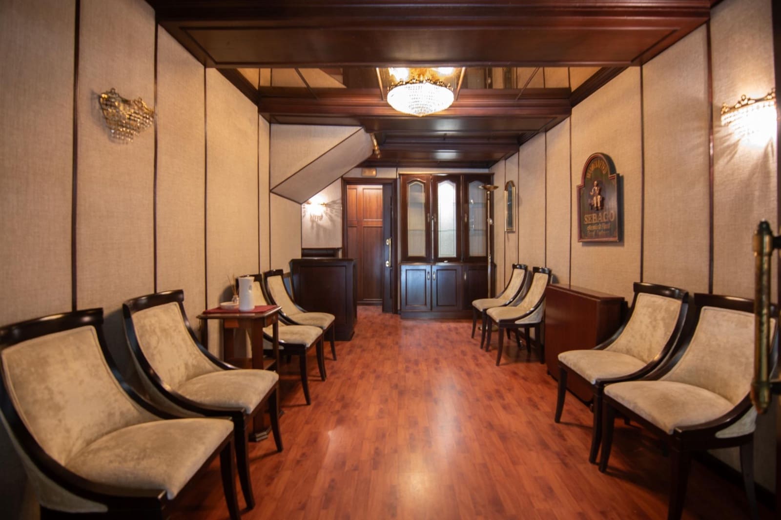 Commercial for rent in A Coruna city - € 1,300 (Ref: 9185805)