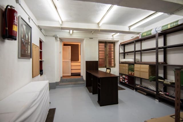 Erhverv til leje i A Coruña by - € 1.300 (Ref: 9185805)