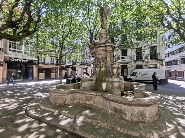 Gewerbe zu vermieten in A Coruña Stadt - 1.300 € (Ref: 9185805)