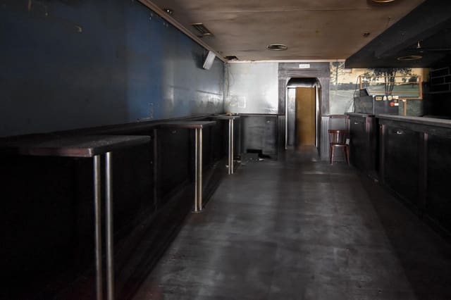 Kommersiell til salgs i La Coruña by - € 100 000 (Ref: 9185806)