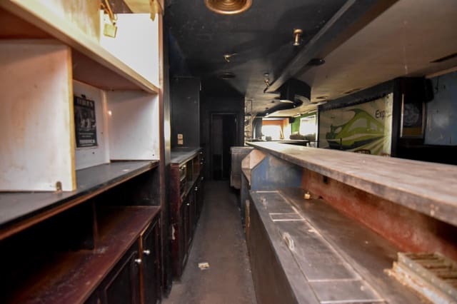 Kommersiell til salgs i La Coruña by - € 100 000 (Ref: 9185806)