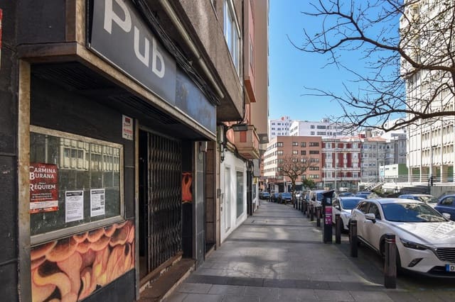 Kommersiell til salgs i La Coruña by - € 100 000 (Ref: 9185806)