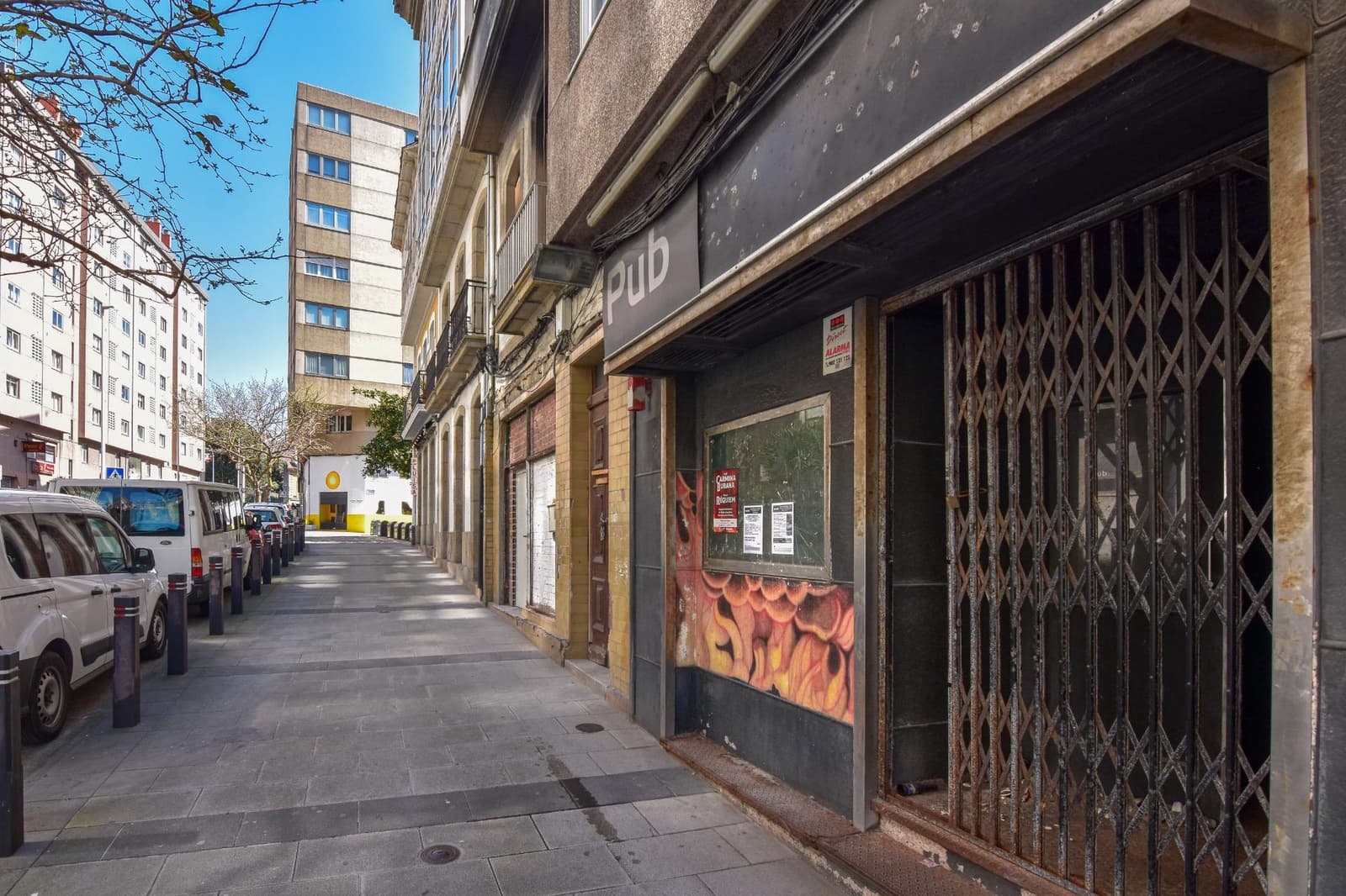 Erhverv til salg i A Coruna by - € 100.000 (Ref: 9185806)