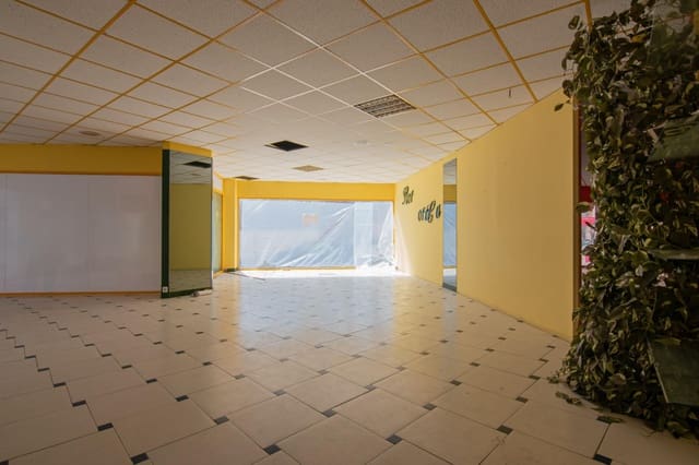 Kommersiell til salgs i La Coruña by - € 293 000 (Ref: 9185807)