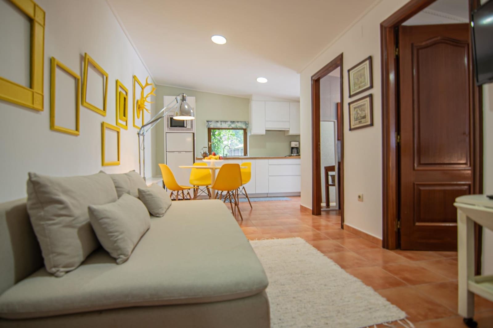 13 soveværelse Hotel til salg i Cuntis med swimmingpool garage - € 1.600.000 (Ref: 9185809)