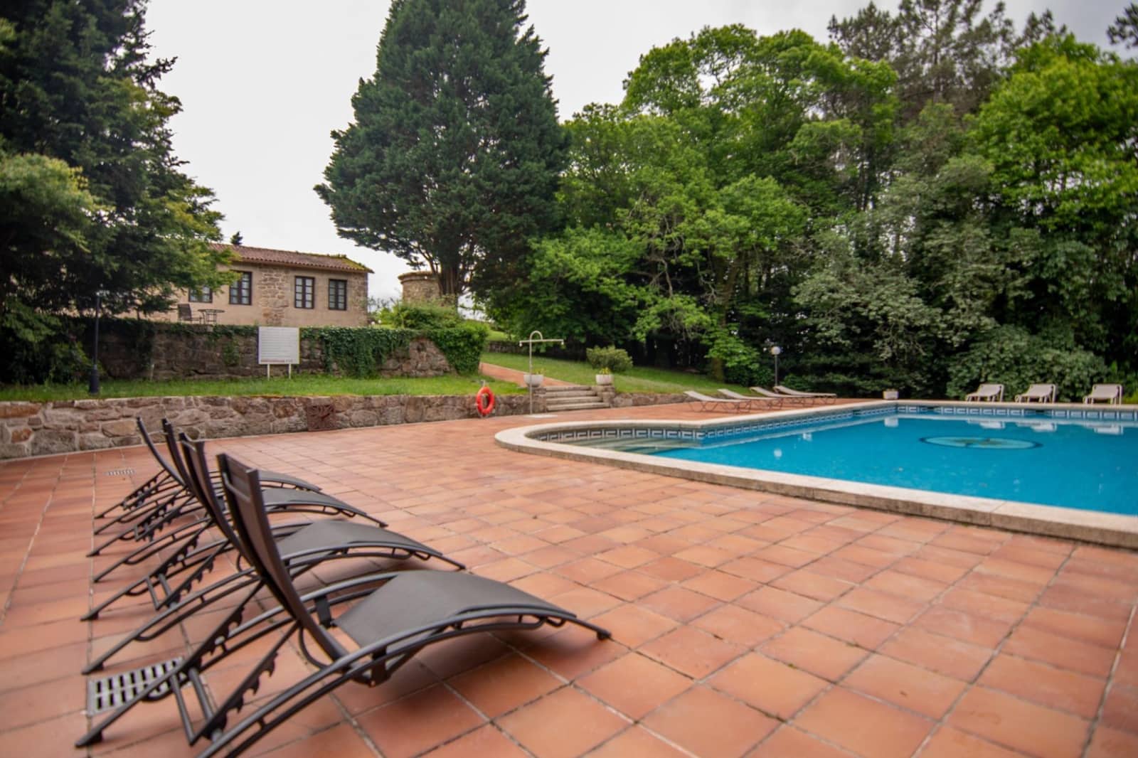 13 soveværelse Villa til salg i Cuntis med swimmingpool garage - € 1.600.000 (Ref: 9185817)