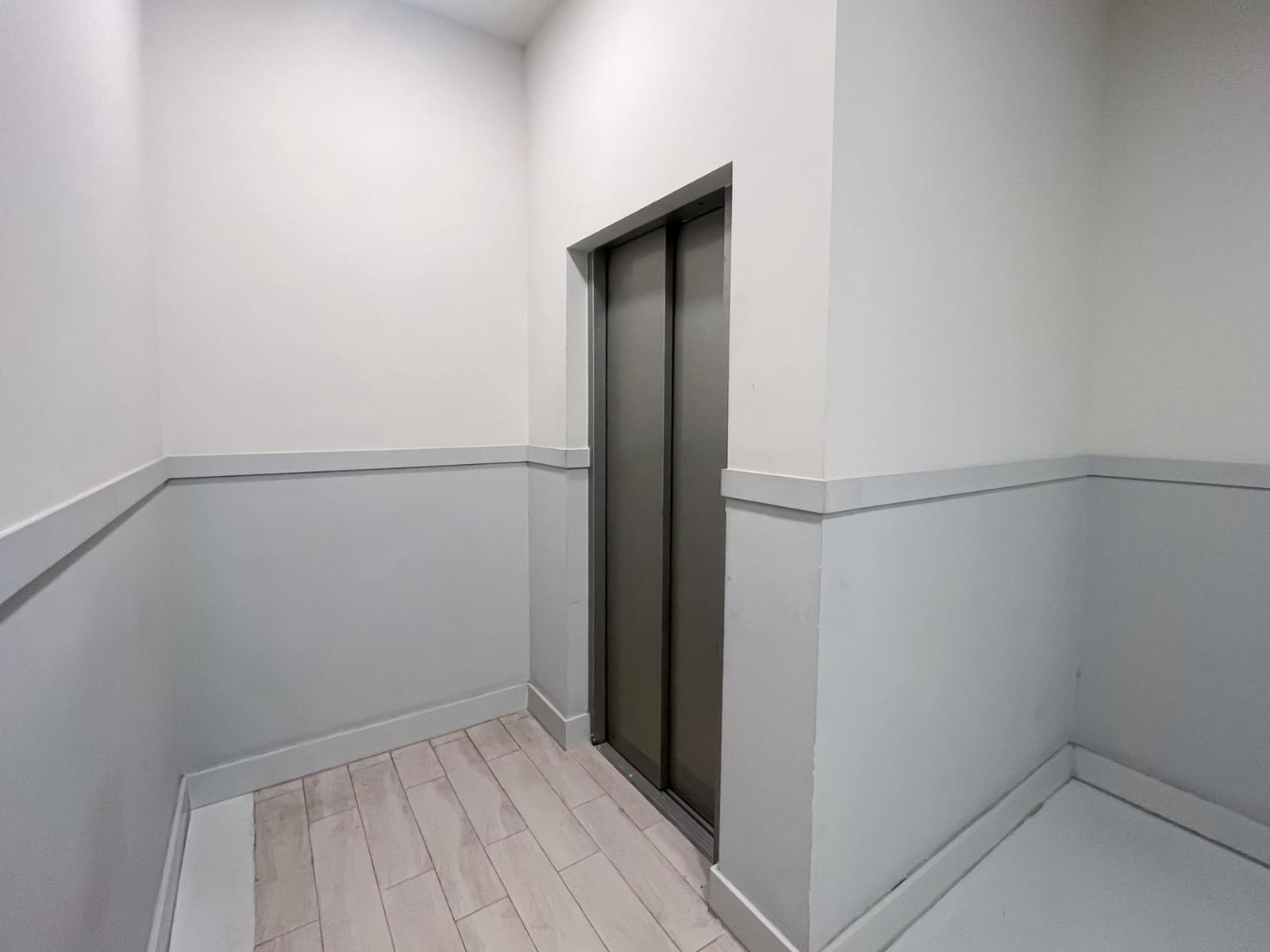 3 bedroom Flat for sale in A Coruna city - € 420,000 (Ref: 9185821)