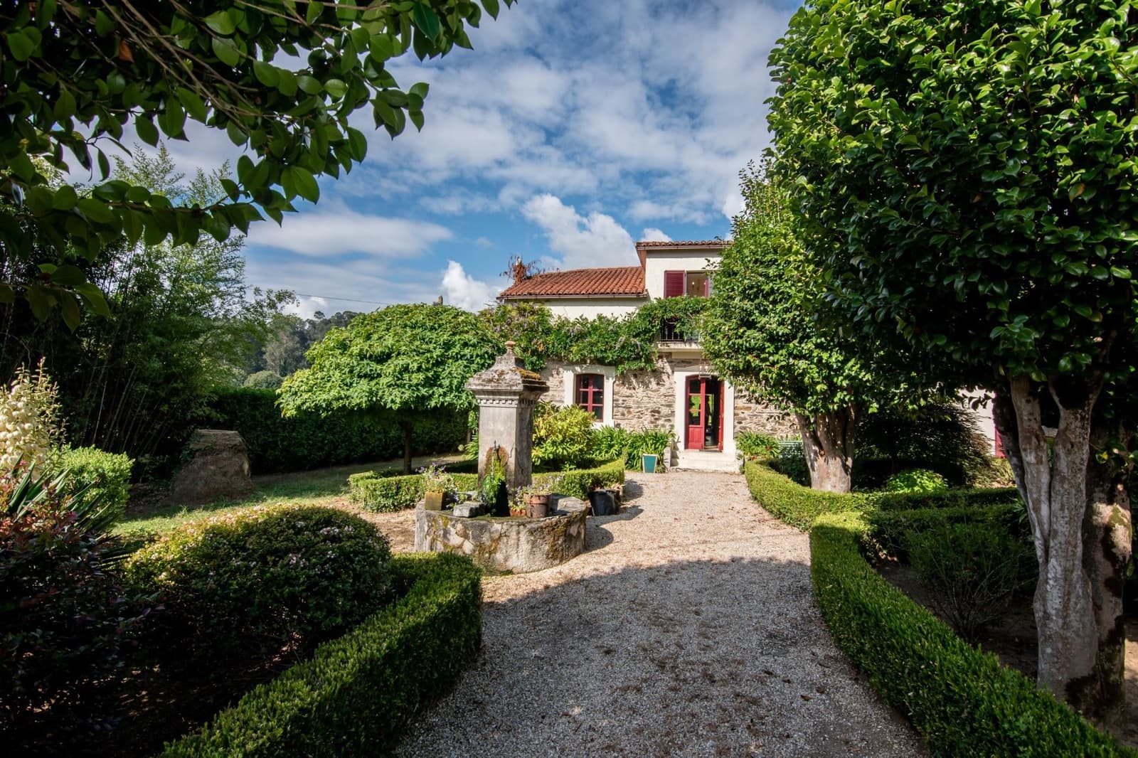 3 slaapkamer Finca/Landhuis te koop in Bergondo - € 474.000 (Ref: 9191249)