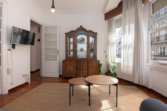 4 makuuhuone Asunto myytävänä paikassa A Coruña kaupunki - 445 000 € (Ref: 9202567)