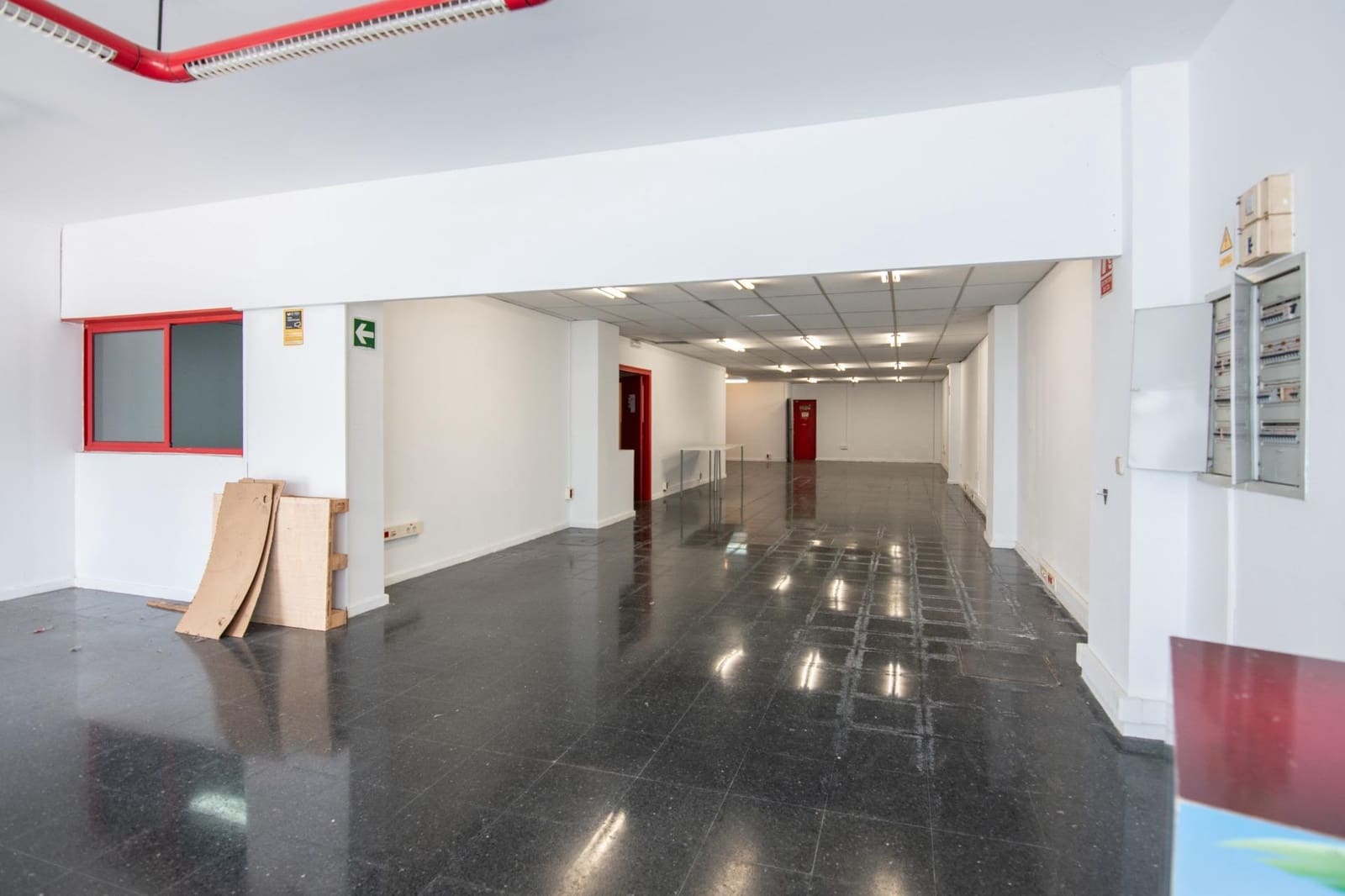 Virksomhed til salg i A Coruna by - € 1.400.000 (Ref: 9204739)