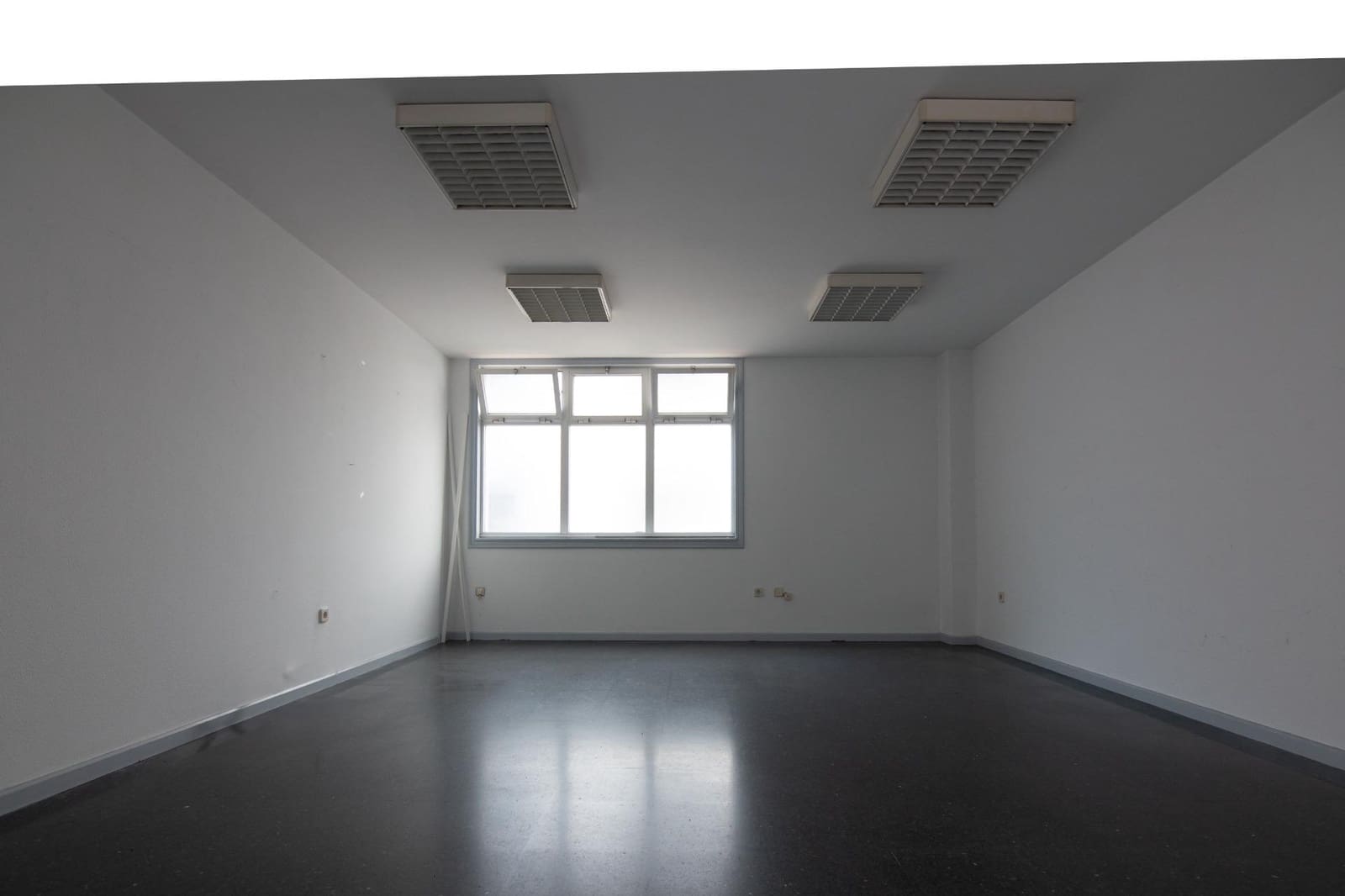 Azienda in vendita in A Coruna citta con garage - 1.350.000 € (Rif: 9204739)