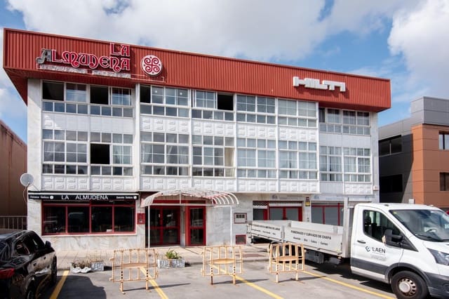 Azienda in vendita in A Coruña città con garage - 1.350.000 € (Rif: 9204739)