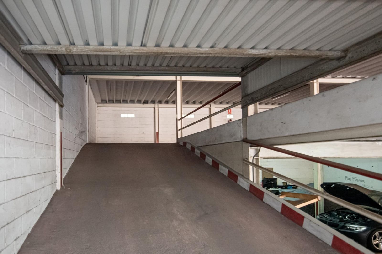Azienda in vendita in A Coruna citta con garage - 1.350.000 € (Rif: 9204739)