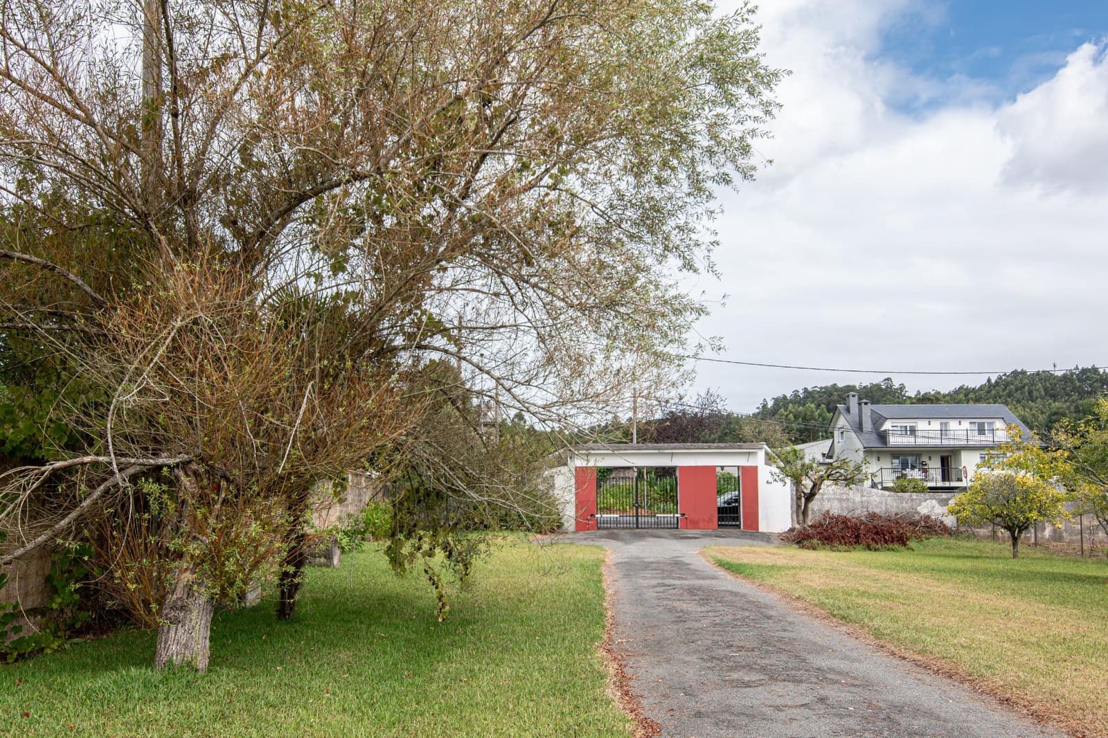 9 sypialnia Willa na sprzedaż w Bergondo z garażem - 645 000 € (Ref: 9208450)