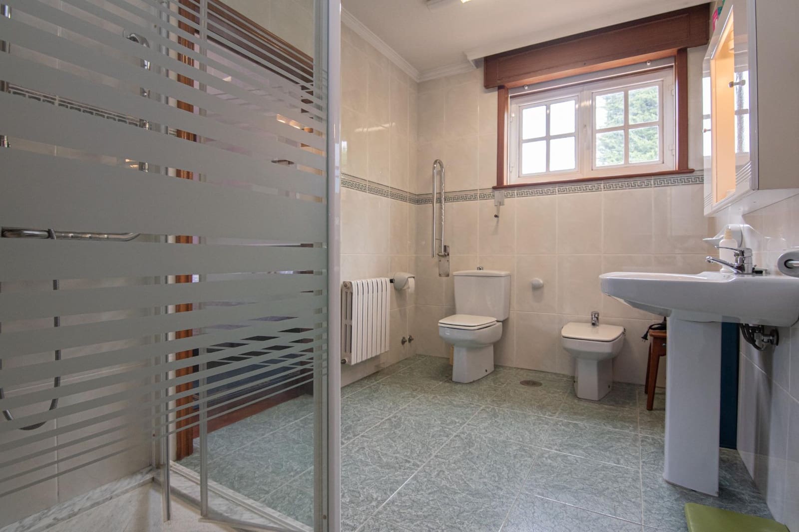 9 camera da letto Villa in vendita in Bergondo con garage - 645.000 € (Rif: 9208450)