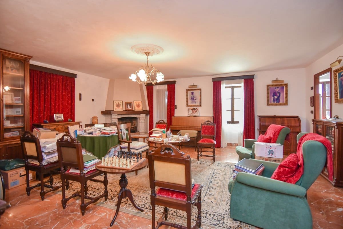 9 soveværelse Finca/Landehus til salg i Paderne med garage - € 375.000 (Ref: 9247079)