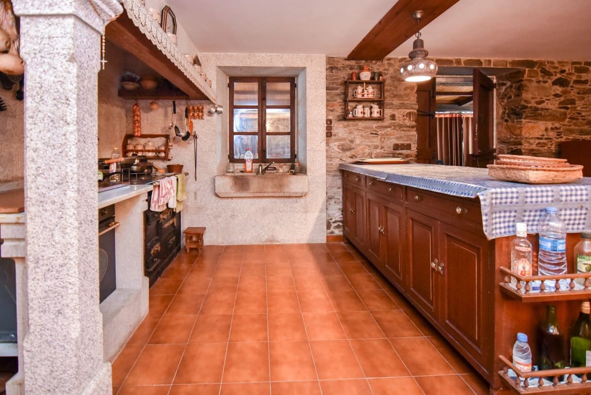 9 soveværelse Finca/Landehus til salg i Paderne med garage - € 375.000 (Ref: 9247079)