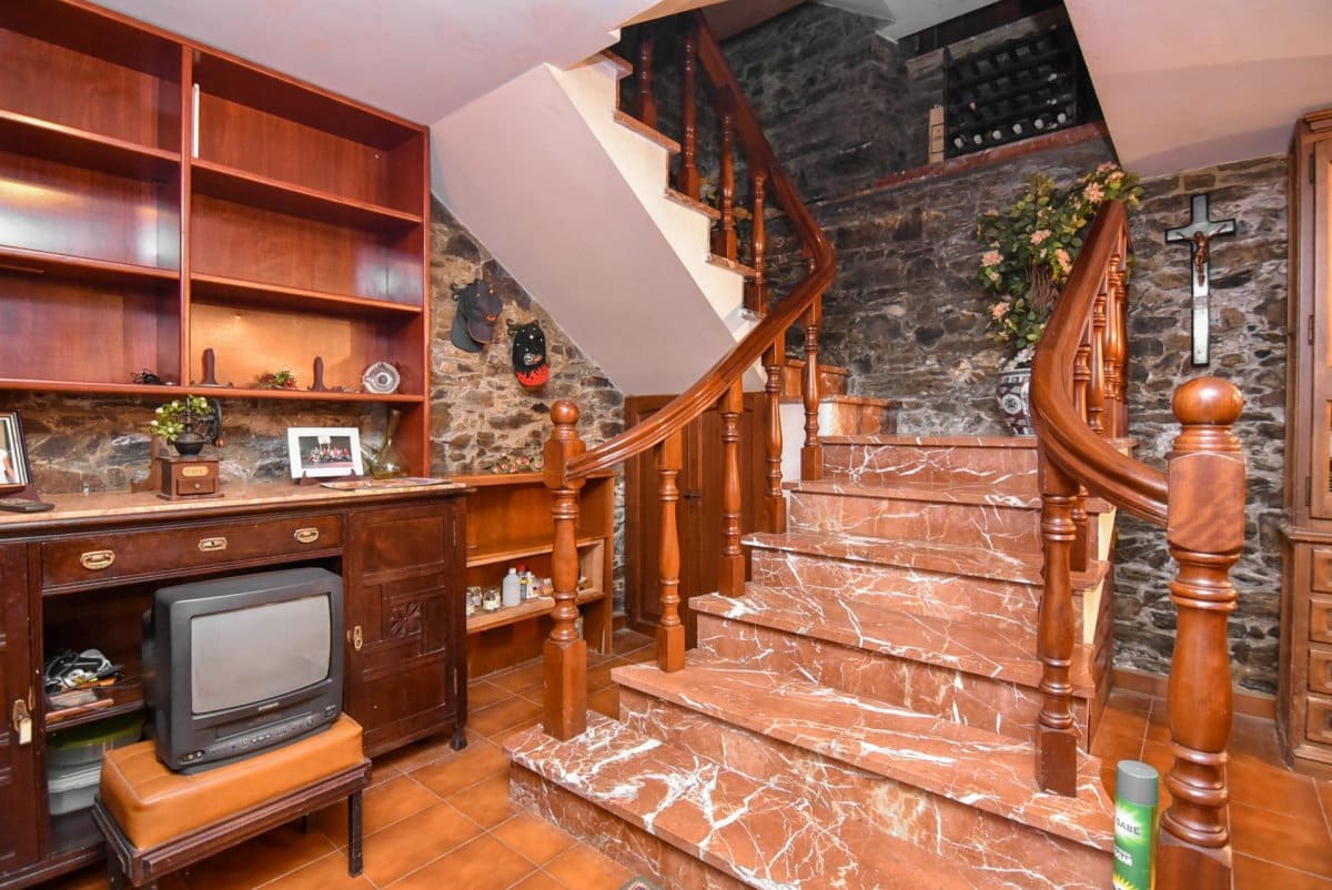 9 soveværelse Finca/Landehus til salg i Paderne med garage - € 375.000 (Ref: 9247079)