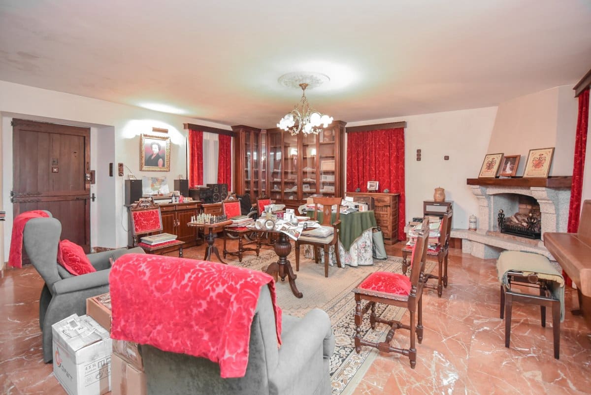 9 soveværelse Finca/Landehus til salg i Paderne med garage - € 375.000 (Ref: 9247079)