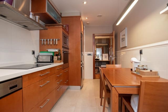 3 quarto Apartamento para venda em Corunha cidade com garagem - 520 000 € (Ref: 9294267)