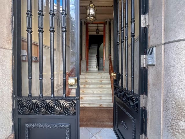 5 sypialnia Mieszkanie na sprzedaż w Miasto A Coruña - 650 000 € (Ref: 9335162)