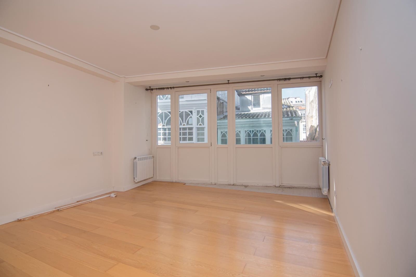 2 bedroom Flat for sale in A Coruna city - € 510,000 (Ref: 9375211)