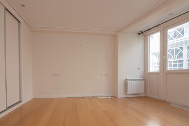 Piso de 2 habitaciones en A Coruña ciudad en venta - 510.000 € (Ref: 9375211)