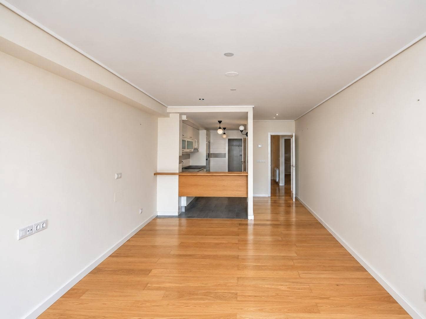 2 soveværelse Lejlighed til salg i A Coruna by - € 495.000 (Ref: 9375211)