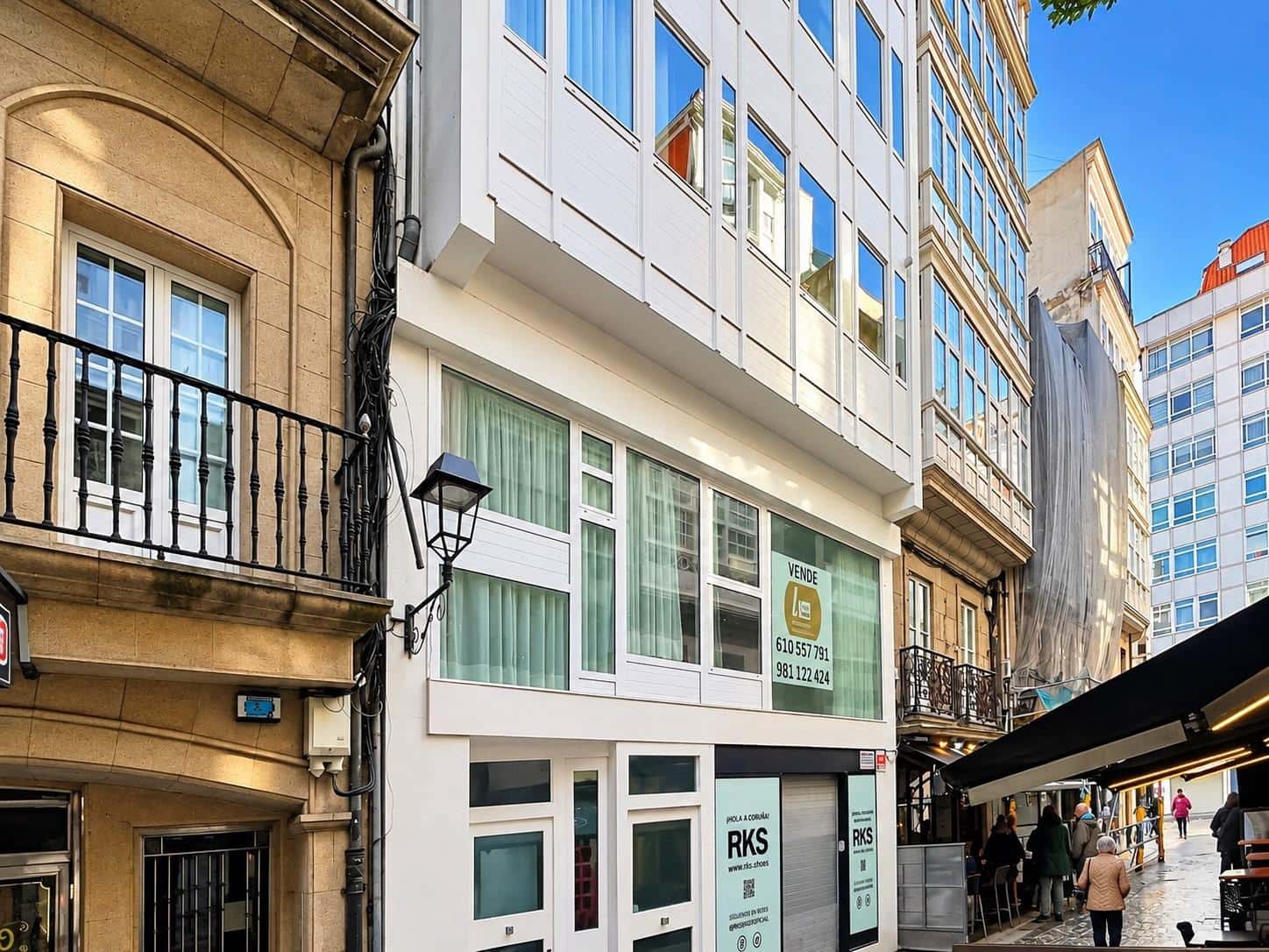 2 soveværelse Lejlighed til salg i A Coruna by - € 495.000 (Ref: 9375211)