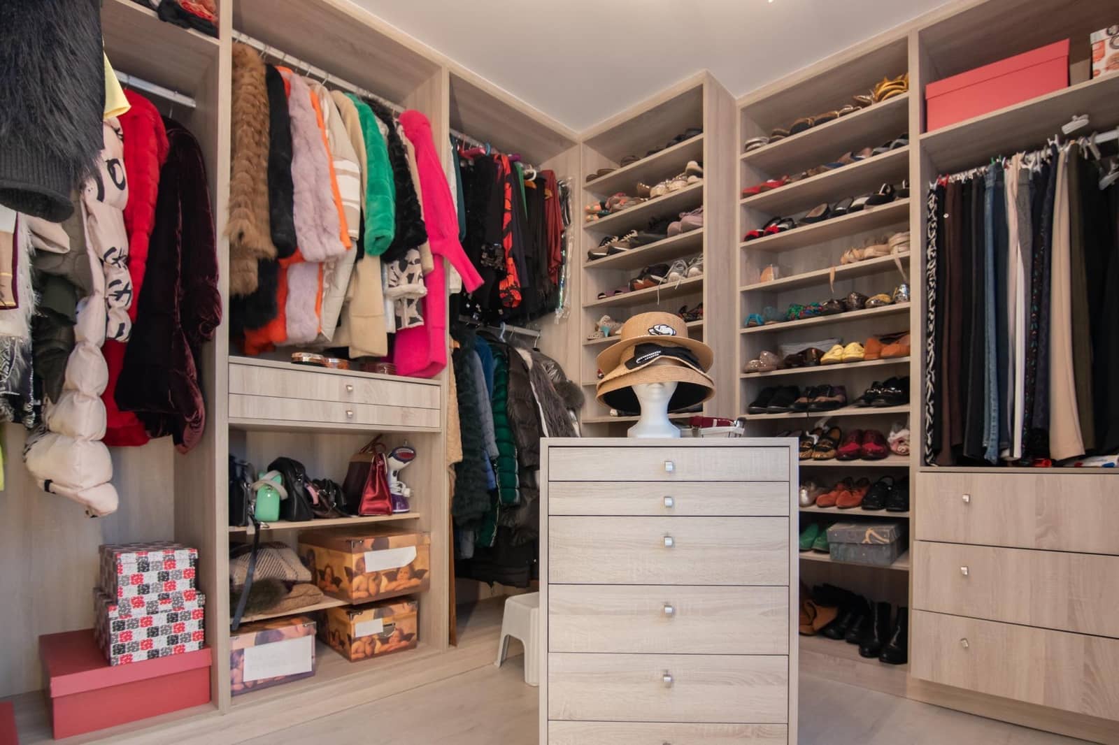 2 bedroom Penthouse for sale in A Coruna city - € 485,000 (Ref: 9413963)