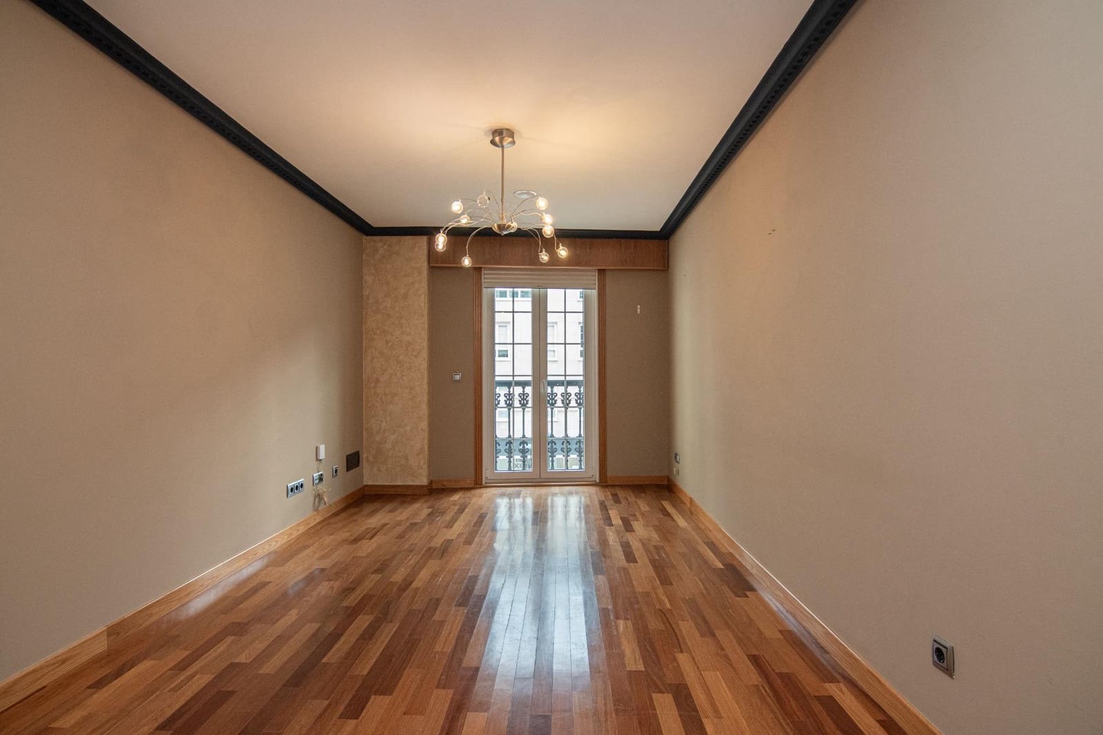 3 slaapkamer Flat te koop in A Coruna stad met garage - € 475.000 (Ref: 9419579)