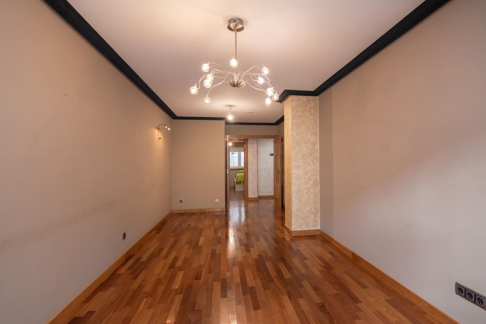 3 slaapkamer Flat te koop in A Coruna stad met garage - € 475.000 (Ref: 9419579)