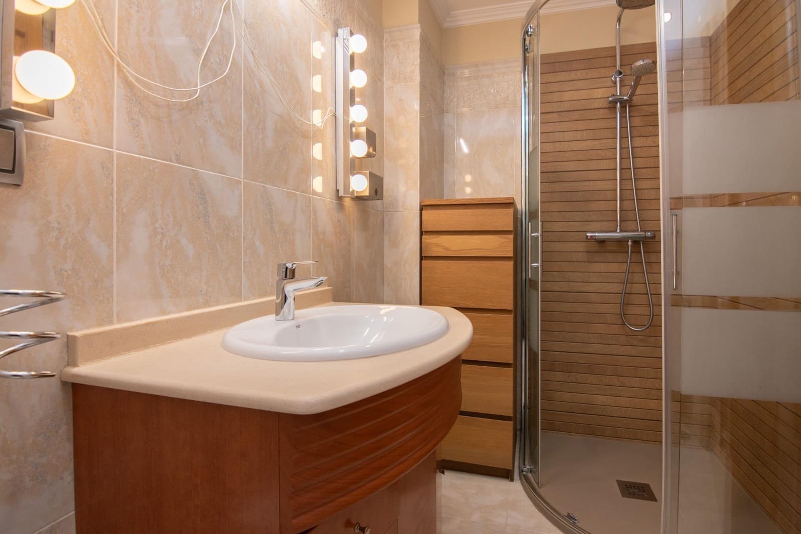 3 slaapkamer Flat te koop in A Coruna stad met garage - € 475.000 (Ref: 9419579)