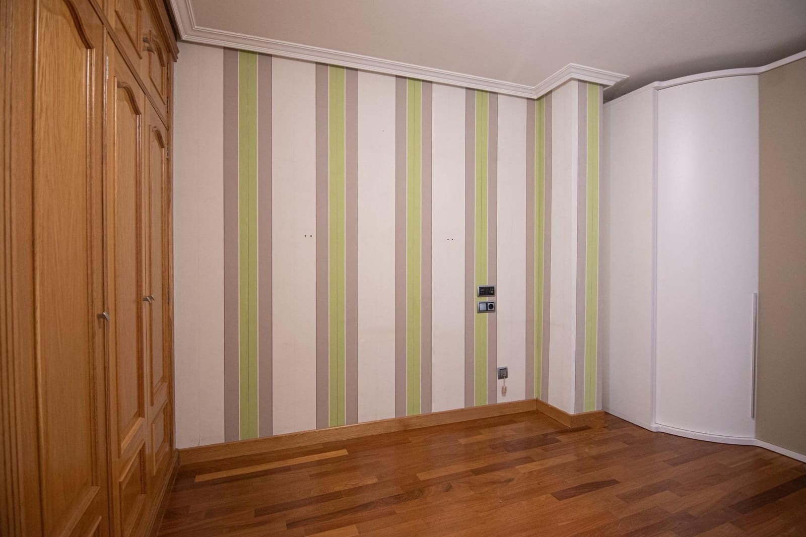 3 sovrum Lägenhet till salu i A Coruna stad med garage - 475 000 € (Ref: 9419579)