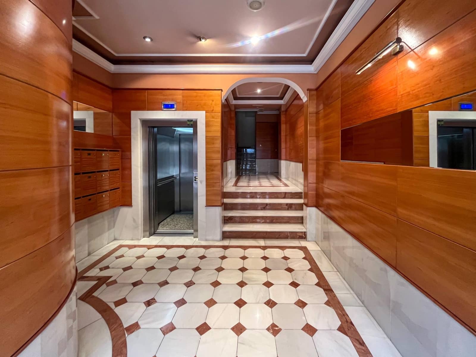 3 sovrum Lägenhet till salu i A Coruna stad med garage - 475 000 € (Ref: 9419579)