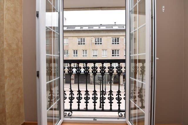 3 sypialnia Mieszkanie na sprzedaż w Miasto A Coruña z garażem - 475 000 € (Ref: 9419579)