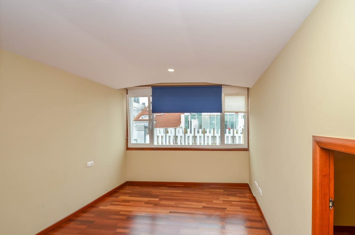 1 bedroom Penthouse for rent in A Coruna city - € 775 (Ref: 9452272)