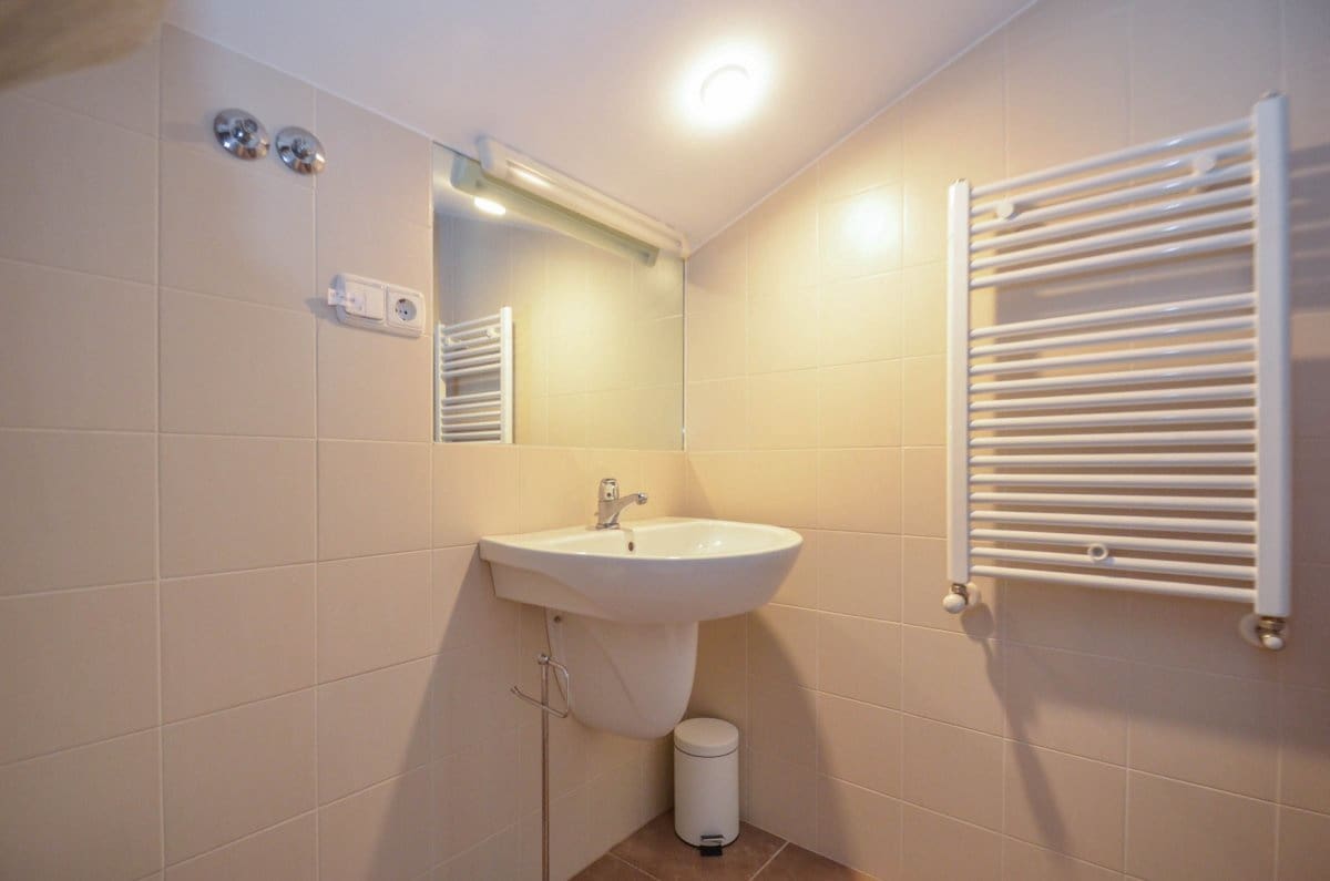 1 bedroom Penthouse for rent in A Coruna city - € 775 (Ref: 9452272)