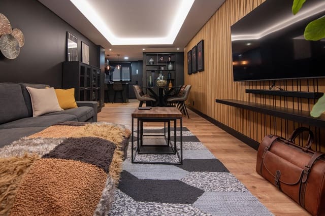 2 sovrum Lägenhet till salu i A Coruña stad - 415 000 € (Ref: 9456473)