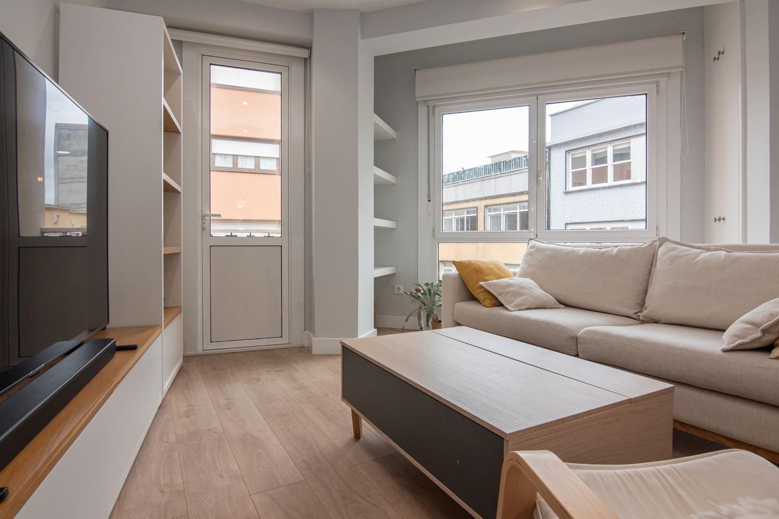 3 slaapkamer Flat te koop in A Coruna stad - € 430.000 (Ref: 9456474)