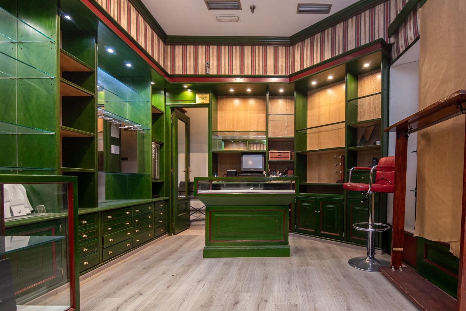 Comercial para venda em Corunha cidade - 50 000 € (Ref: 9468570)