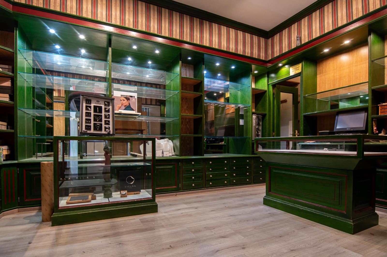 Comercial para venda em Corunha cidade - 50 000 € (Ref: 9468570)