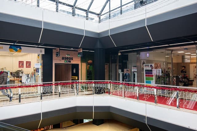 Commercial for sale in A Coruña city - € 50,000 (Ref: 9468570)