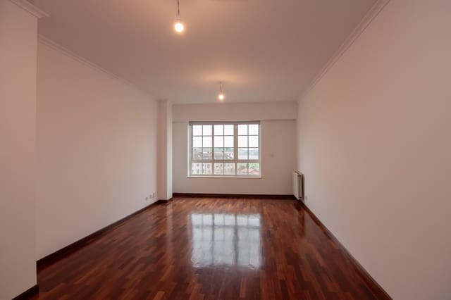 Piso de 2 habitaciones en Culleredo en alquiler con garaje - 800 € (Ref: 9470567)