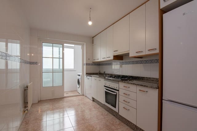 Piso de 2 habitaciones en Culleredo en alquiler con garaje - 800 € (Ref: 9470567)