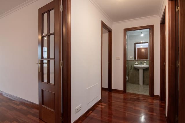 Piso de 2 habitaciones en Culleredo en alquiler con garaje - 800 € (Ref: 9470567)