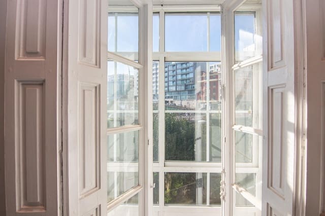 2 sovrum Lägenhet till salu i A Coruña stad - 225 000 € (Ref: 9485320)